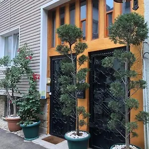 https://ozzys-home-garden.allantalyahotels.org